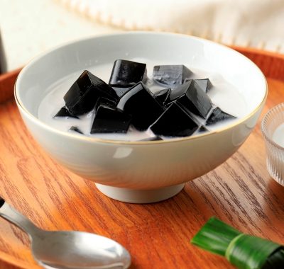 Es Cincau Hitam or Black Grass Jelly (Cincau Hitam), Indonesian
